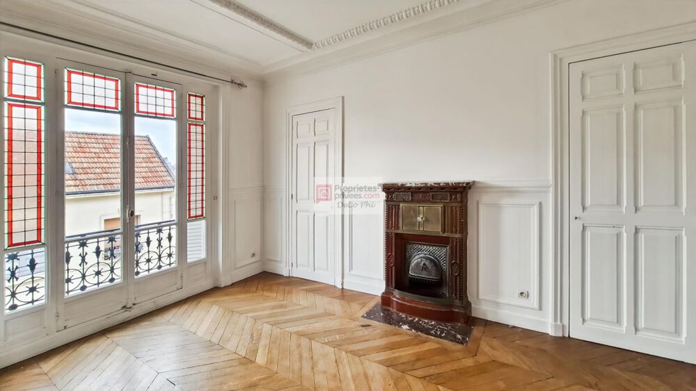 Vente Appartement Appartement  4 pièces  104 m2  'Quartier des Prés'  Versailles Versailles