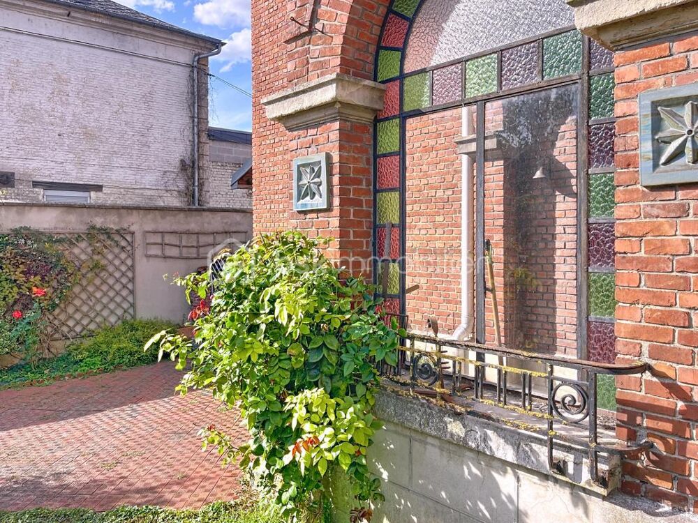 MAISON BOURGEOISE AVEC GRAND JARDIN