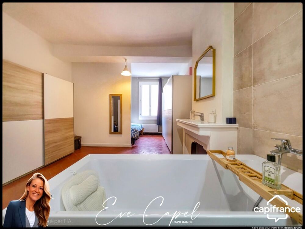 Vente Maison Maison à vendre 4 pièces PEZENAS (34), Coeur Historique proche place de la République - Entièrement rénovée + Garage en location Pezenas