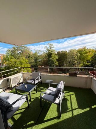  Appartement à louer 3 pièces 66 m²