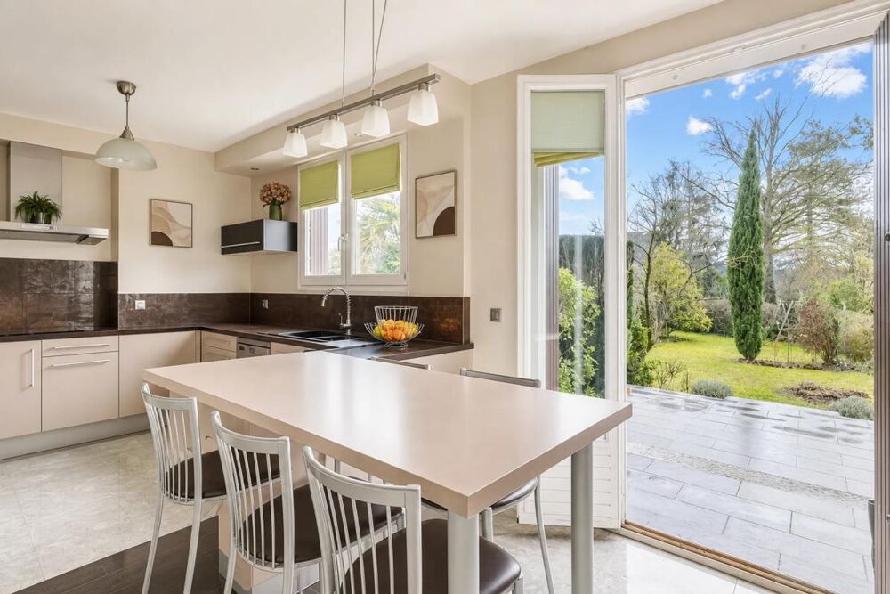 Vente Maison Élégante maison 9 pièces quartier des Richardets Noisy le grand