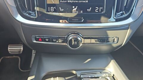S60 2.0 B4 197 Geartronic 8 R-Design 2020 occasion 37230 Fondettes