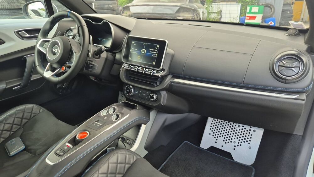 A110 1.8 TCe 252 EDC7 Pure - Automatique Entretien constructeur 2019 occasion 27140 Gisors