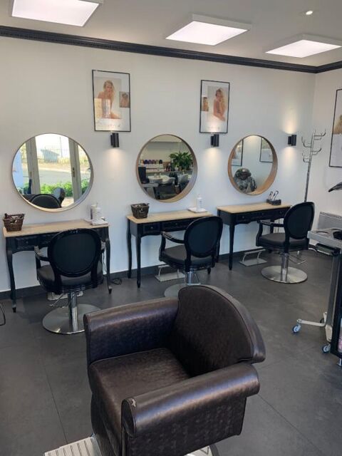   Secteur LIBOURNE - SALON DE COIFFURE 3 POSTES 