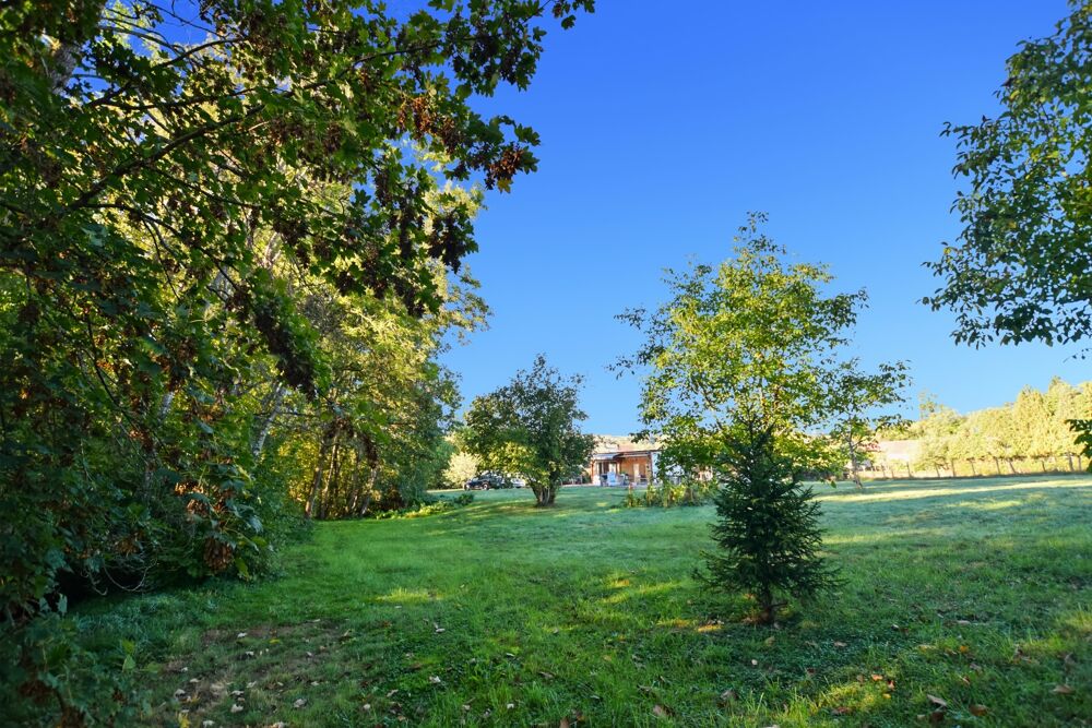 Vente Maison Maison en pierres de 250 m2 avec terrain 4401 m2 à SAINT MAURICE LES COUCHES (71) Saint maurice les couches