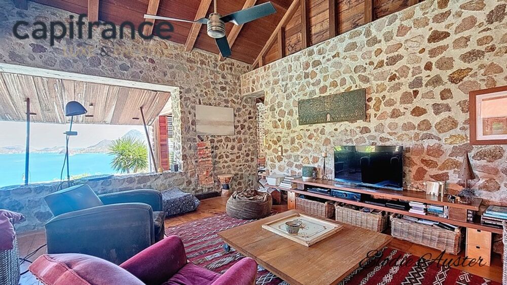 � vendre  Propri�t�/ch�teau Terre-de-Bas (97136)