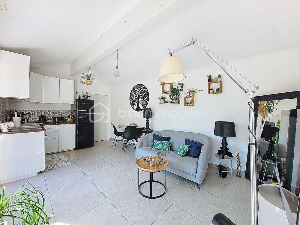 Vente Appartement CHARMANT T2 AVEC GARAGE Bandol