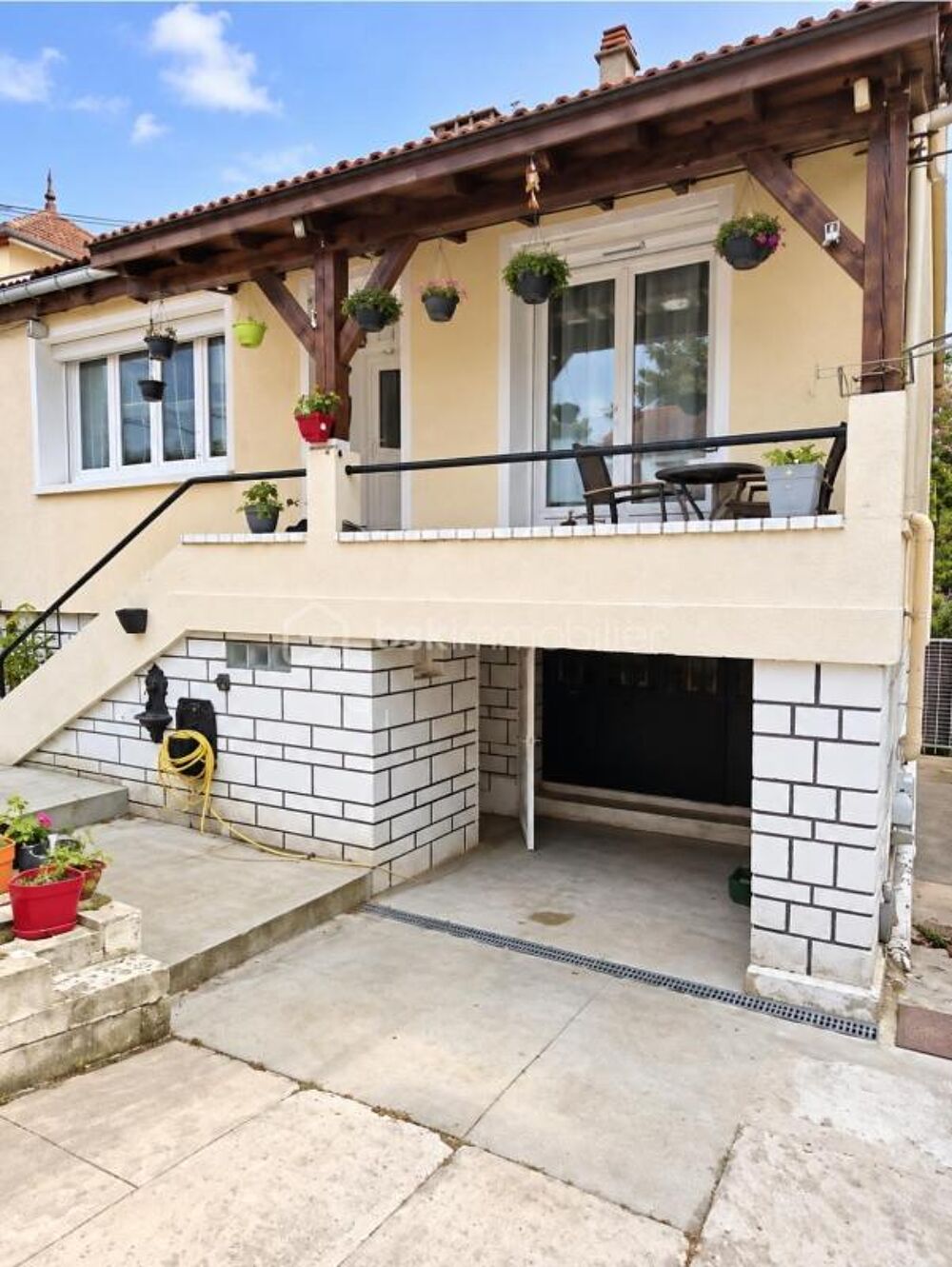 Vente Maison Maison individuelle 5 chambres avec sous-sol, jardin et stationnement Villiers le bel