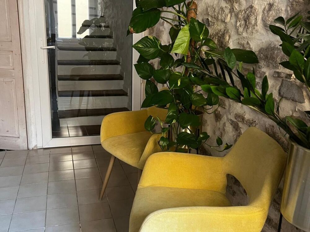Maison de village avec terrasse tropézienne à vendre  Rousset (13790)