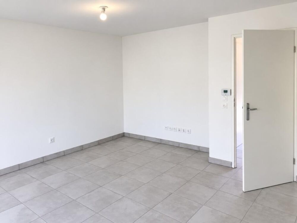 Location Maison T3 en duplex avec jardin et parking à ETAMPES Etampes