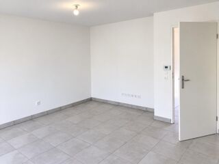 Location Maison T3 en duplex avec jardin et parking à ETAMPES Etampes