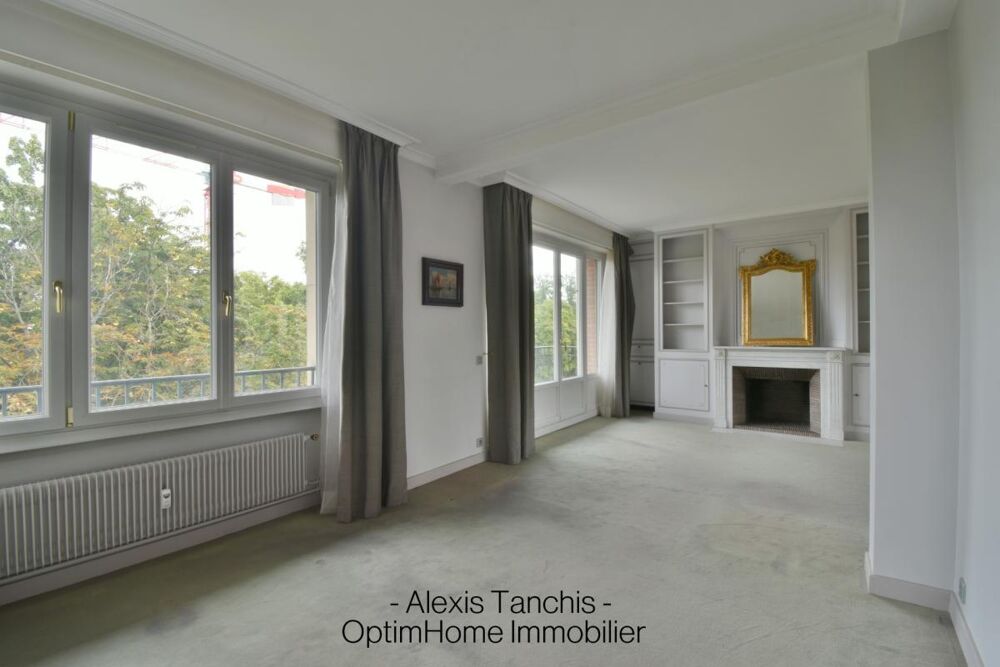 Vente Appartement LILLE CENTRE – SQUARE FOCH – 123 M² – 3 CHAMBRES – ASCENSEUR – PARKING – BALCONS Lille