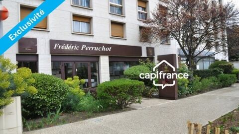   Clermont-Ferrand – Puy de Dôme : A louer local commercial / professionnel de 485 m² en centre-ville – idéal pour cabinet médical 
