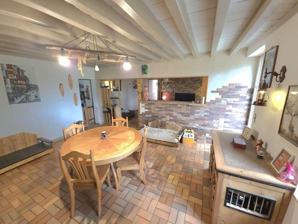 Vente Maison 61390 BRULLEMAIL maison 140 m² plus maisonnette 50 m² sans travaux, terrain 28.284 m Brullemail