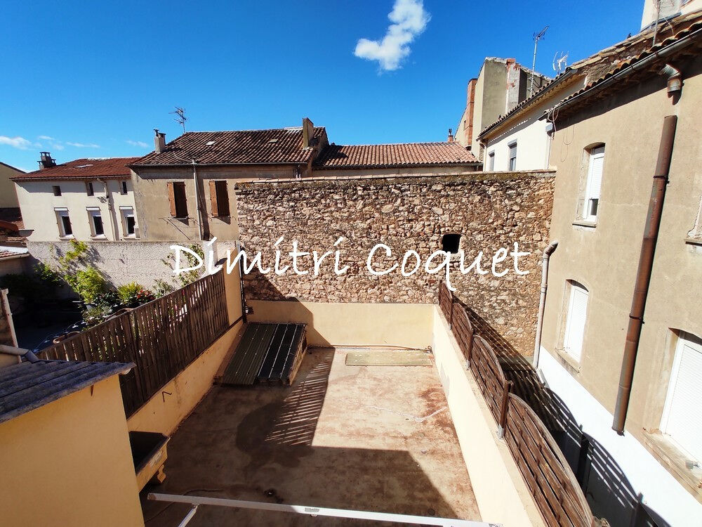 Maison de ville avec grande terrasse et garage