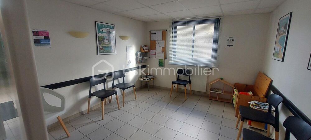 Vente Immeuble IMMEUBLE AVEC LOCAL PROFESSIONNEL ET APPARTEMENT DANS LE CENTRE VILLE DE DIVATTE SUR LOIRE La chapelle basse mer