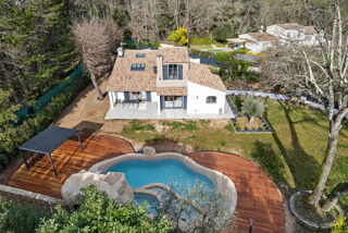  Villa � vendre 7 pi�ces 210 m�