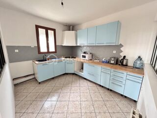  Appartement à louer 3 pièces 74 m²