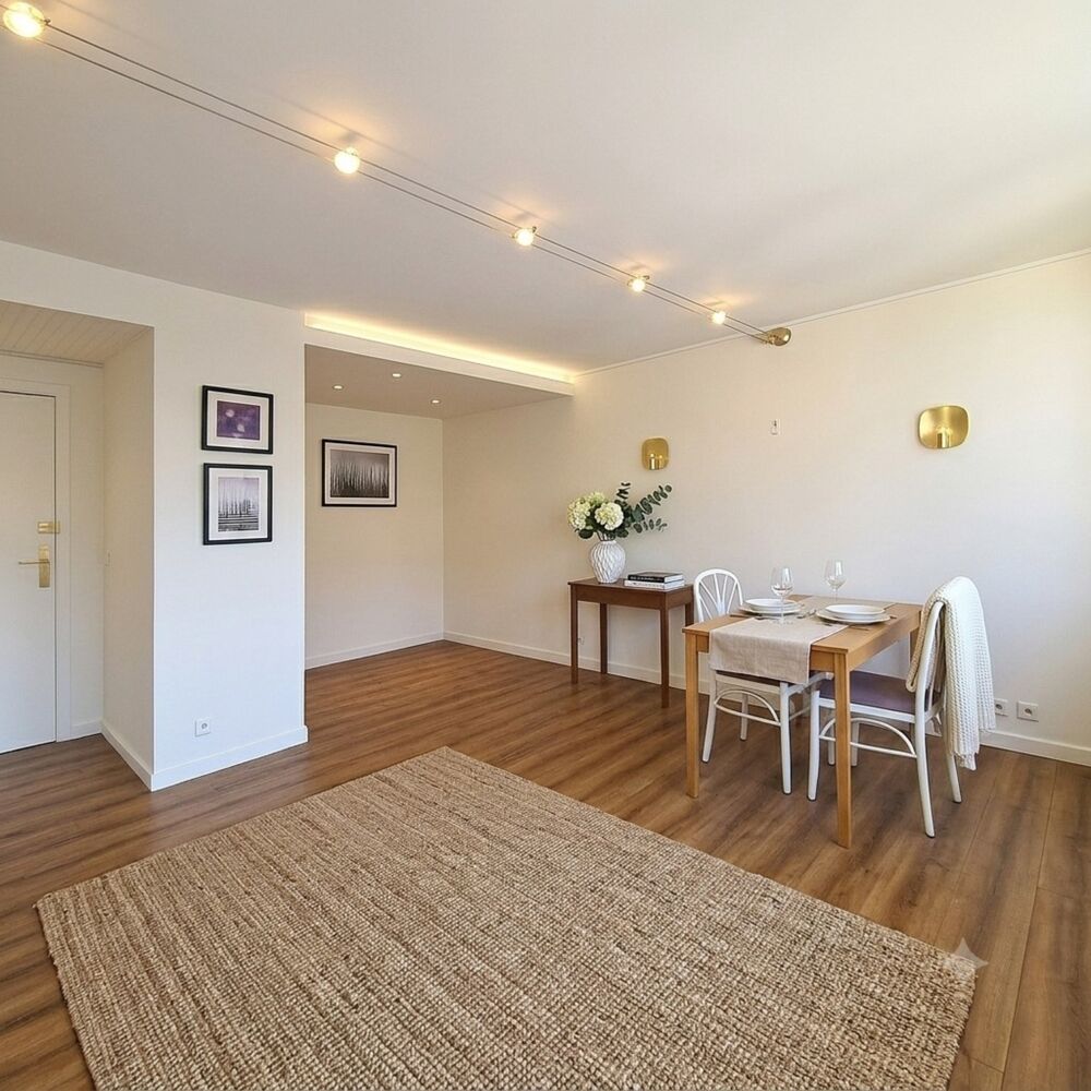 Appartement à vendre studio COURBEVOIE (92) proche quartier d'affaire de la Défense