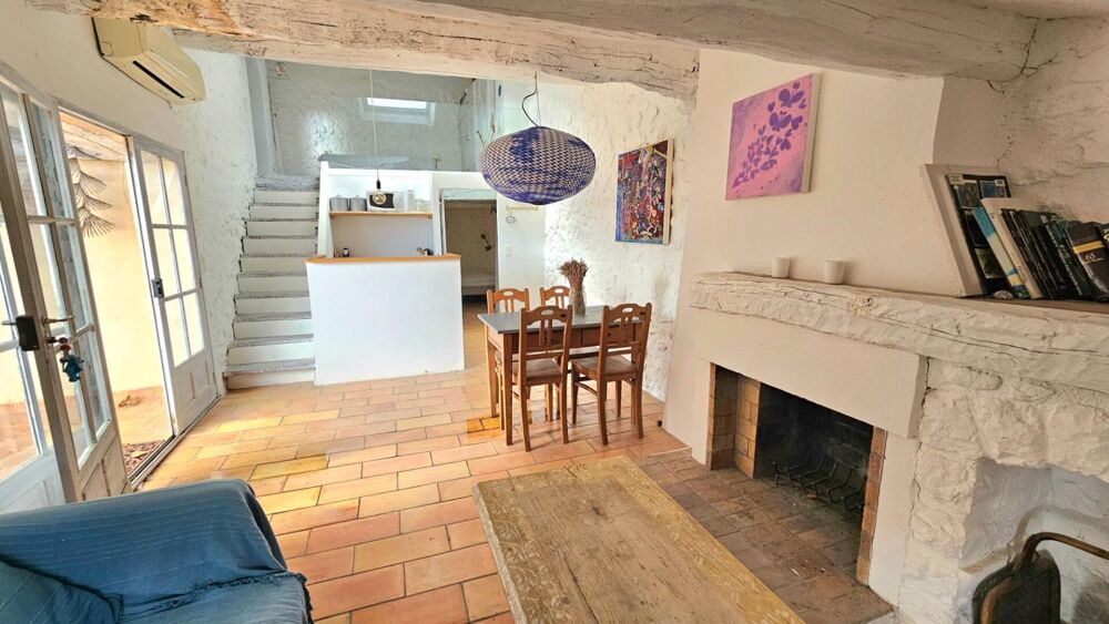 Opportunité exceptionnelle pour investisseurs : grande maison avec terrasse