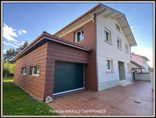  Maison  vendre 8 pices 158 m