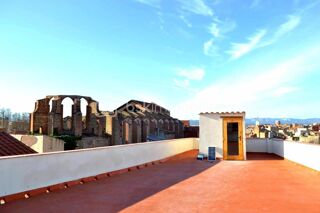  Immeuble  vendre 15 + pices 339 m