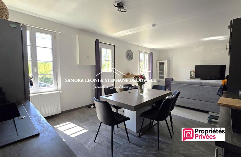 PROCHE EPERNON MAINTENON CHARMANTE MAISON RENOVEE de 110 m², 3 chambres