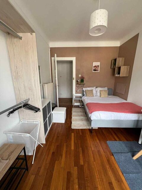  Appartement � louer 5 pi�ces 105 m�