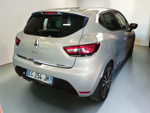 Clio IV 1.2 TCE 120 INITIALE PARIS BA 2016 occasion 06640 Saint-Jeannet
