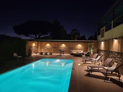   T3 � R�NOVER - TERRASSE - PISCINE  - TR�S FAIBLES CHARGES Appartement - 3 pi�ce(s) - 80 m�