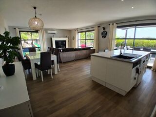  Villa à vendre 5 pièces 134 m²