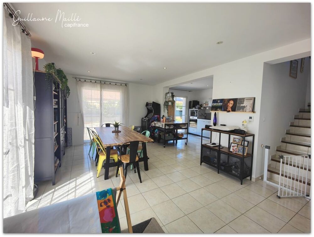 Exclusivité - Villa contemporaine de 106m² pour 4 pièces avec jardin et garage - proche de MONTBLANC (34290)