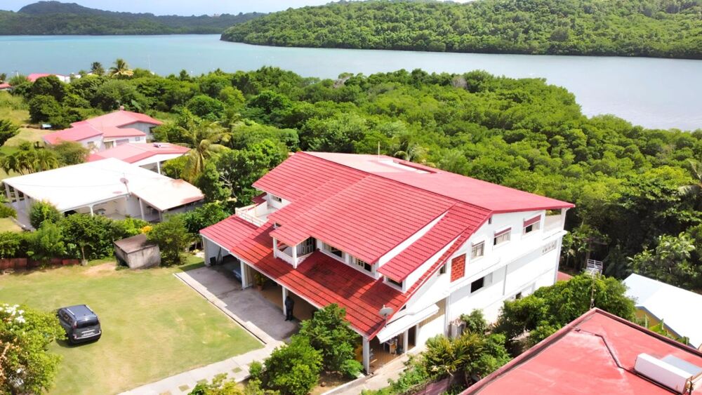 Vente Immeuble IMMEUBLE DE RAPPORT F 22 AU VAUCLIN ACCES DIRECT MER - PONTON PRIVE Le vauclin