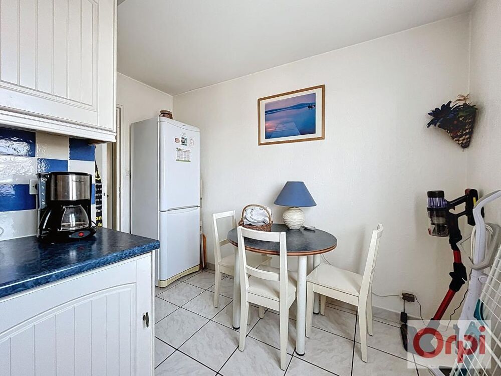Vente Appartement Appartement À Vendre grand T2 dernier étage Villeurbanne