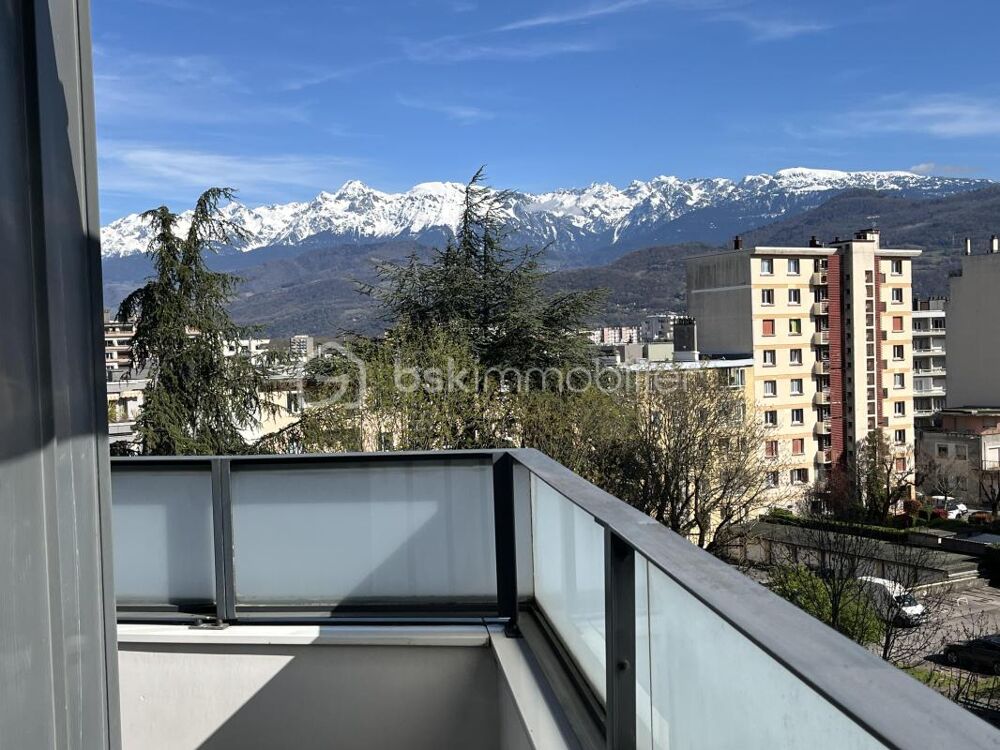 EXCLUSIVITÉ : Vivez au Sommet  T3 avec Balcon Panoramique de 25 m²