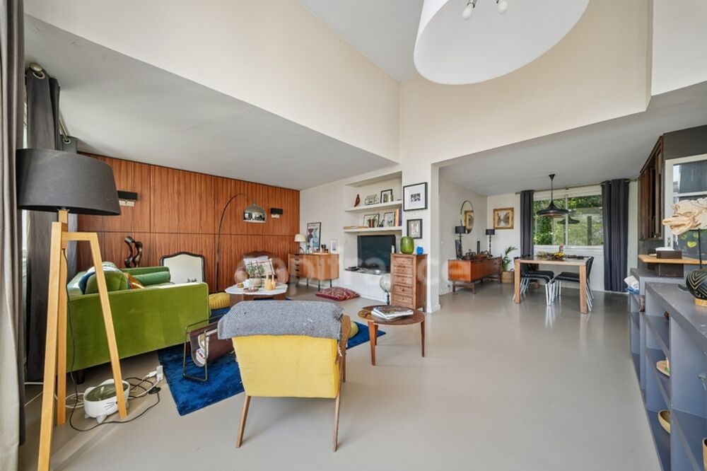 Vente Appartement EXCLUSIVITÉ – Appartement familial balcon et volumes exceptionnels Meudon