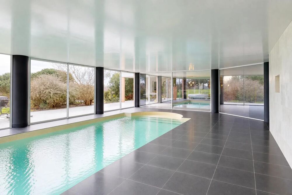 Vente Maison Maison 7 pièces avec piscine intérieure Cabanac seguenville