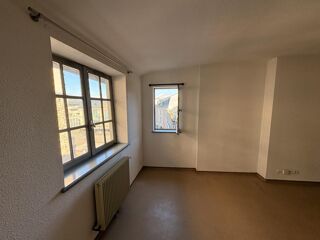  Appartement à louer 2 pièces 57 m²