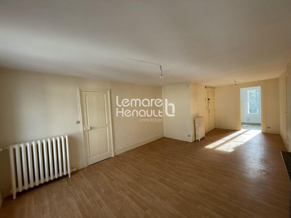 Location Appartement Bel appartement de caractère F2 - 65.71 m² - Isolation revue Dreux