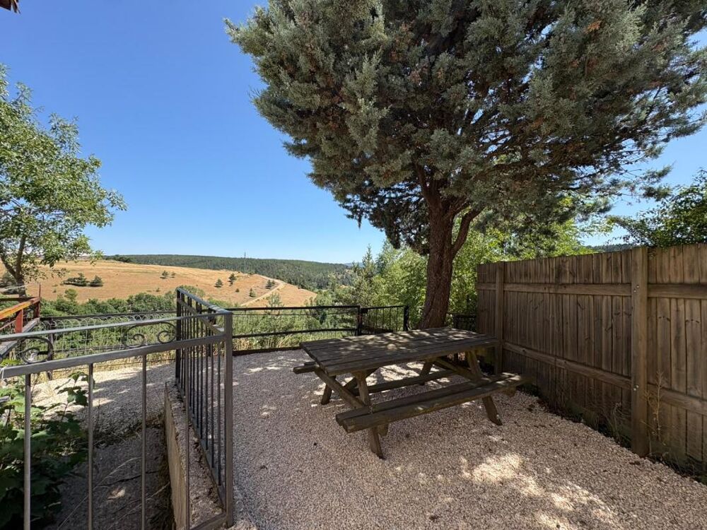 Location Maison LOCATION T3 MEUBLÉ PELOUSE Pelouse