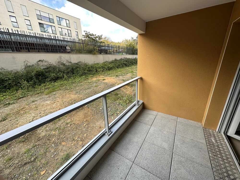 Location Appartement T2 avec terrasse et parking à LAVAL Laval