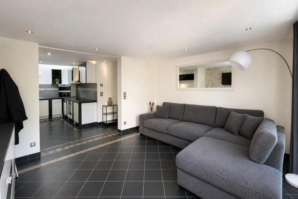 Vente Appartement Villemomble : Appartement 2 pièces avec jardin Villemomble
