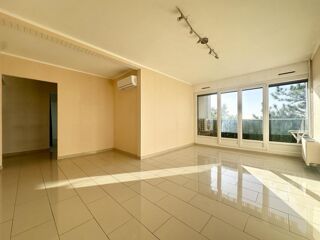 Appartement 3 pièces 68 m² · à Salon-de-Provence · 68 m² · 145 000 €
