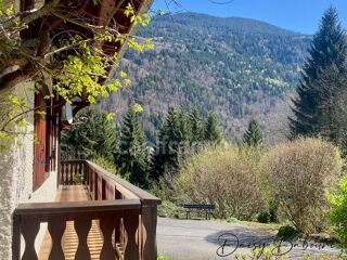  Chalet  vendre 13 pices 310 m