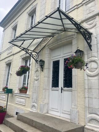  Proprit/chteau  vendre 12 pices 393 m