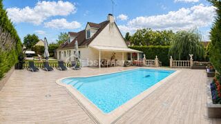  Villa à vendre 9 pièces 240 m²