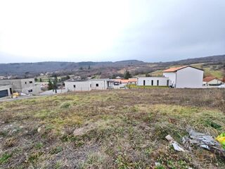  Terrain à vendre 680 m²