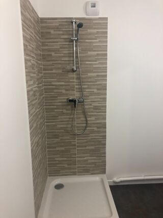  Appartement à louer 2 pièces 45 m²