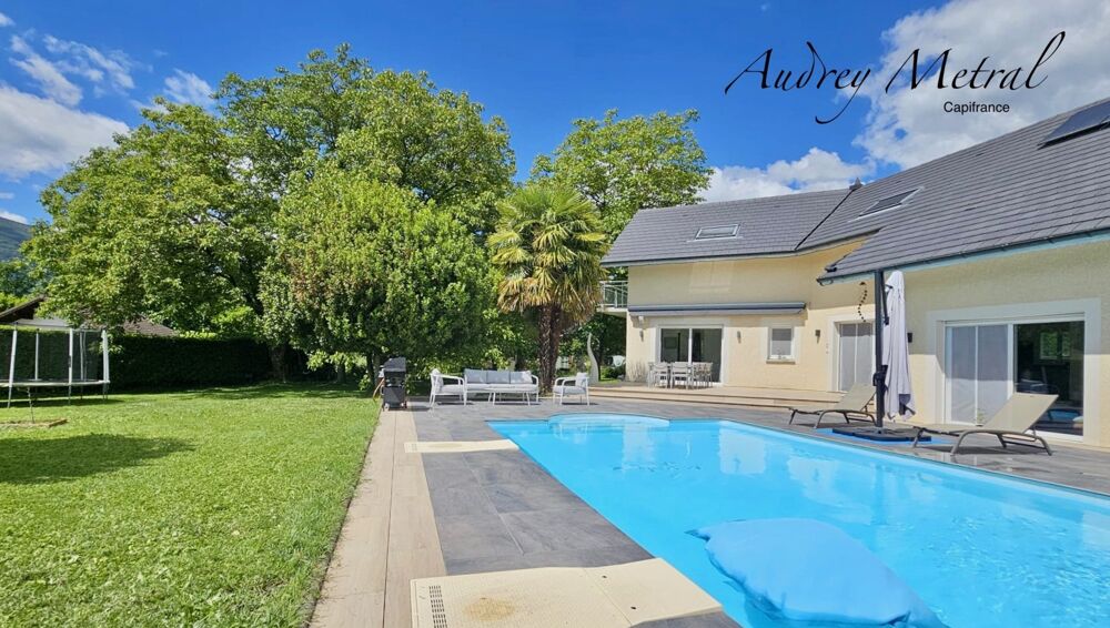 Vente Villa Villa à vendre à Serrières-en-Chautagne avec piscine, à 50 min de Genève et d'Annecy, 35 min d'Aix-Les-Bains et 15 min du Lac du Serrieres en chautagne