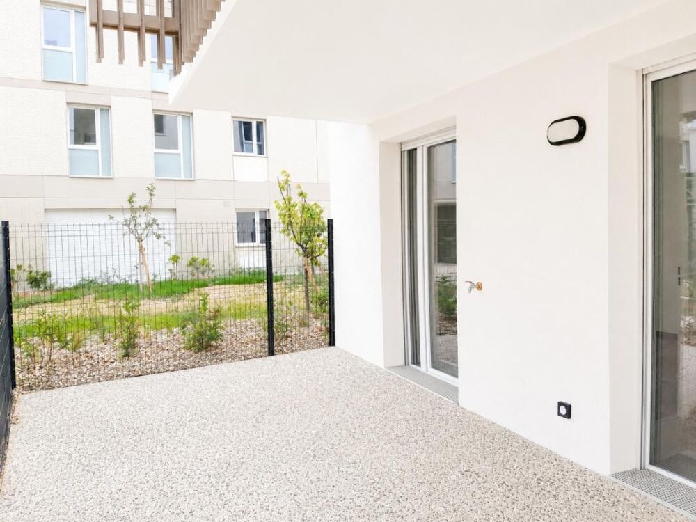 Location Appartement T2 avec parking et terrasse à TOULOUSE Toulouse